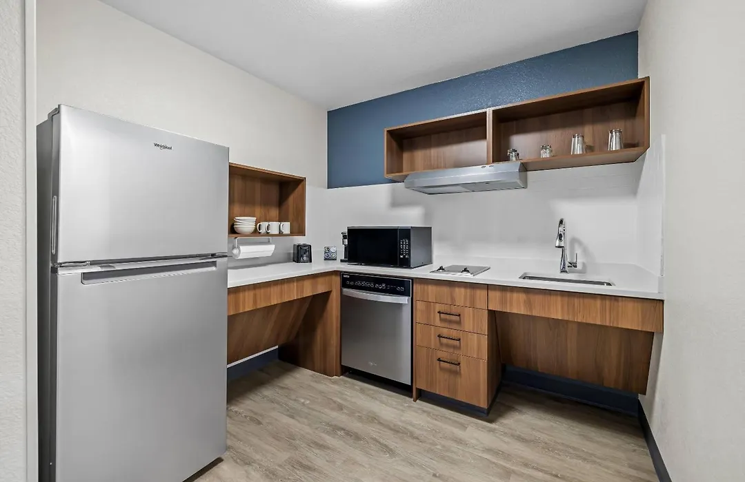 Everhome Suites Rochester Greece-1